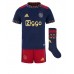 Billige Ajax Daley Blind #17 Bortetrøye Barn 2022-23 Kortermet (+ korte bukser)